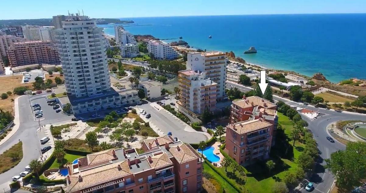 Beach & Sea Apt, Fast Wifi, Airco, Private Parking And Pool ポルティマン エクステリア 写真