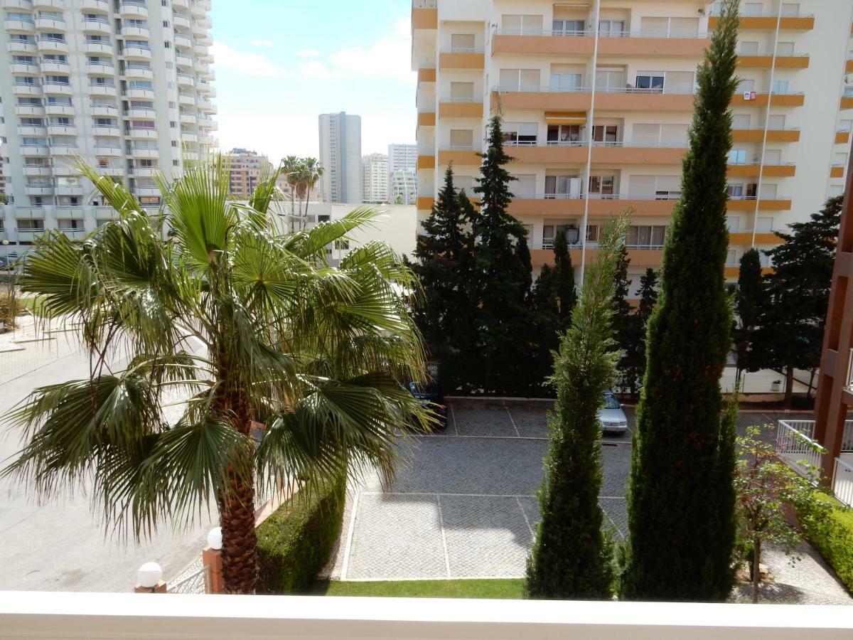 Beach & Sea Apt, Fast Wifi, Airco, Private Parking And Pool ポルティマン エクステリア 写真